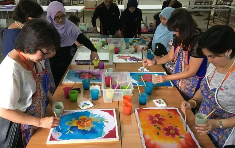 Jadi Batek Gallery Team Building