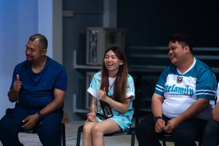 teambuilding session - pillow talk